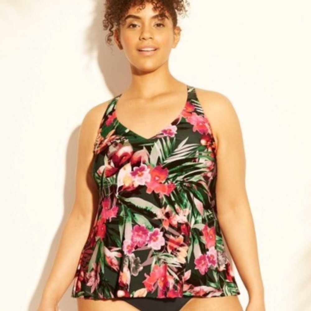 💥NWOT Aqua Green Tropical Floral Swim Top Size 26W